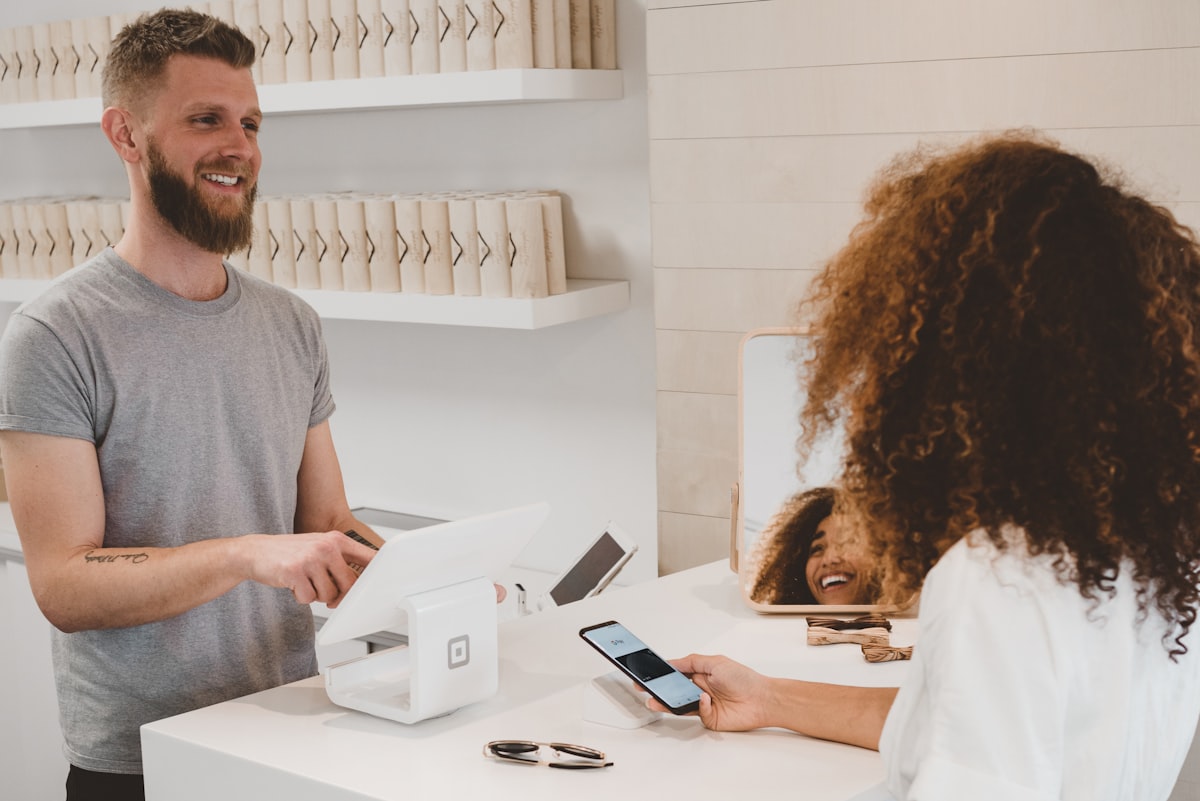 How to Compare Products Like a Pro Before Buying